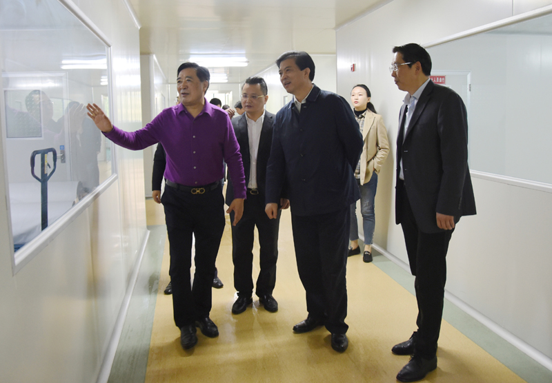 安徽省委常委、省委秘書長、統戰部長陶明倫一行來安徽天康集團調研工作。