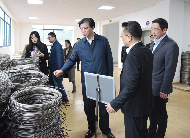 安徽省委常委、省委秘書長、統戰部長陶明倫一行來安徽天康集團調研工作。